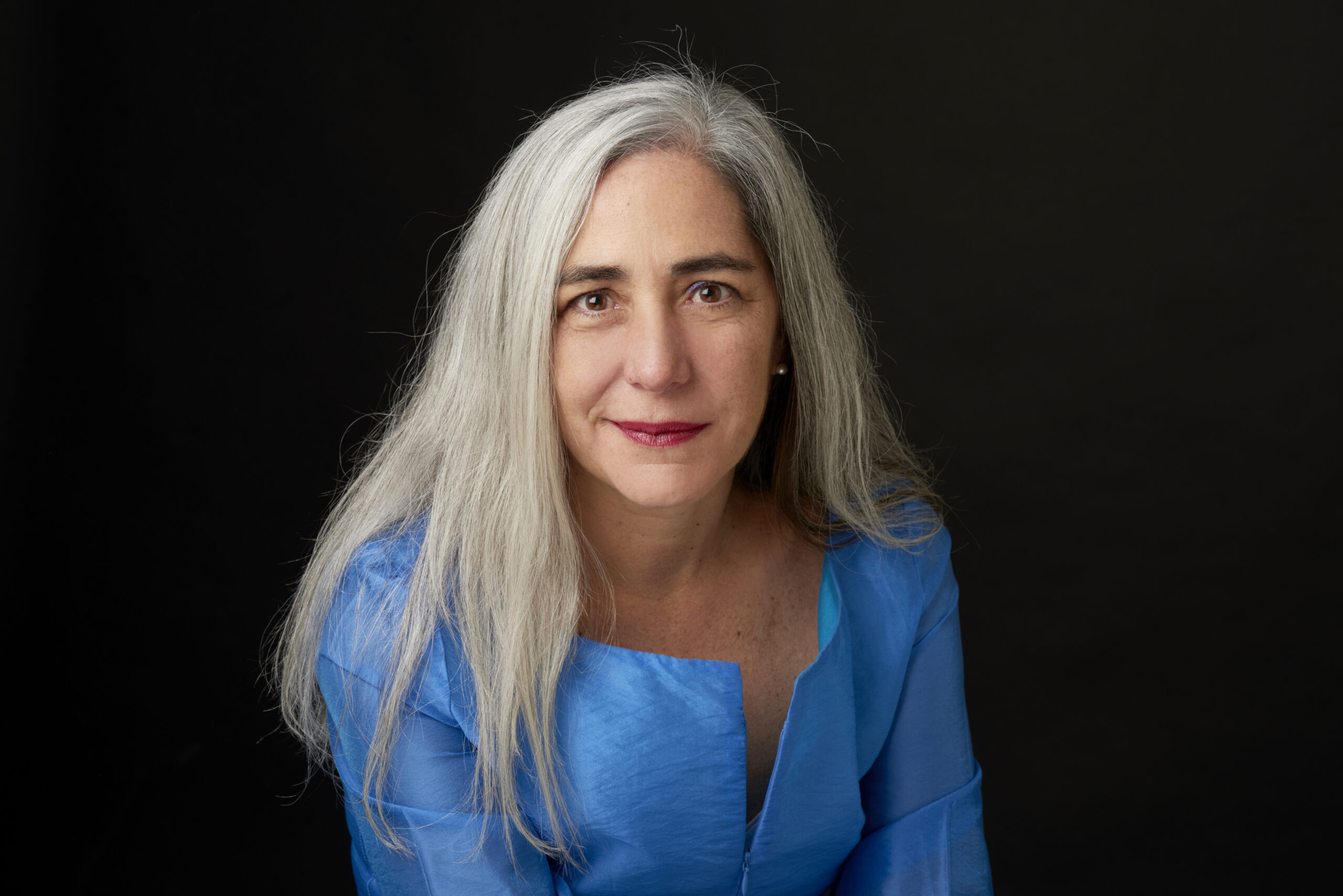 Mercedes Araujo perfila una trilogía que da sed verdadera