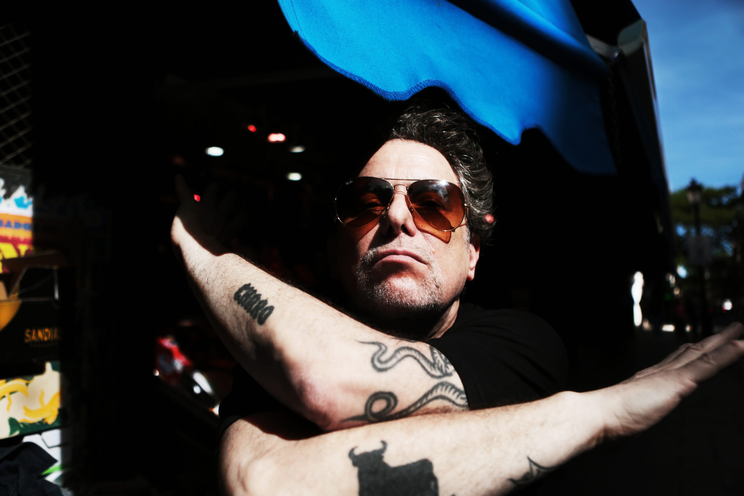 Andrés Calamaro: «El tiempo mejora a las canciones cuando las tocamos en vivo»